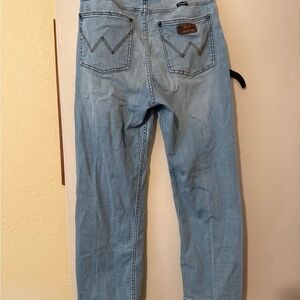 Wrangler Women's High Rise Cropped Jeans - Light Blue 9x26